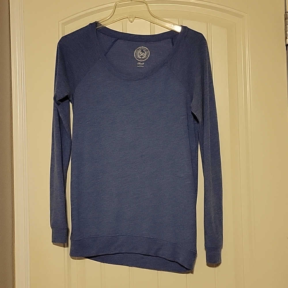 Purple super lightweight relaxed fit sweatshirt size small.
